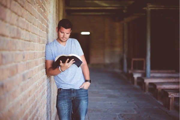 Read Today's 'Praying with Paul' Devotional